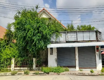ที่ดินโฉนดเลขที่ 13639 เลขที่ดิน 148 ตำบลลำตาเสา อำเภอวังน้อย จังหวัดพระนครศรีอยุธยา เนื้อที่ประมาณ 61 ตารางวา  พร้อมสิ่งปลูกสร้าง