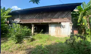 ที่ดินโฉนดเลขที่ 9837 เลขที่ดิน 536 ตำบลท่าวุ้ง อำเภอท่าวุ้ง จังหวัดลพบุรี เนื้อที่ประมาณ 2 งาน 77 ตารางวา พร้อมสิ่งปลูกสร้าง