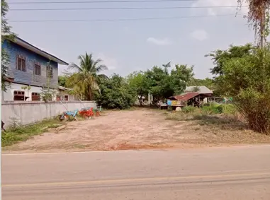 ที่ดินโฉนดเลขที่ 32854 เลขที่ดิน 684 ตำบลสร้างก่อ อำเภอกุดจับ จังหวัดอุดรธานี  เนื้อที่ประมาณ 1 งาน 32 เศษ 4 ส่วน 10 ตารางวา